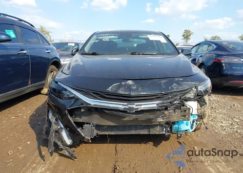 2025 Chevrolet Malibu Fwd Rs z USA, uszkodzony, nr VIN 1G1ZG5ST8SF113338